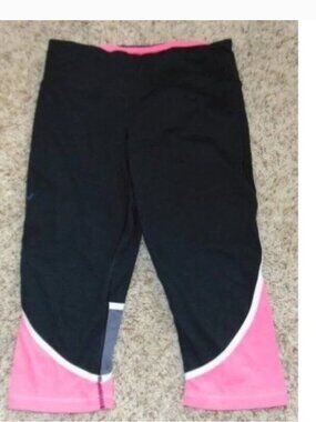Victorias Secret Sport VSX Capris Womens M Black Pink Pull On Leggings Yoga Pant